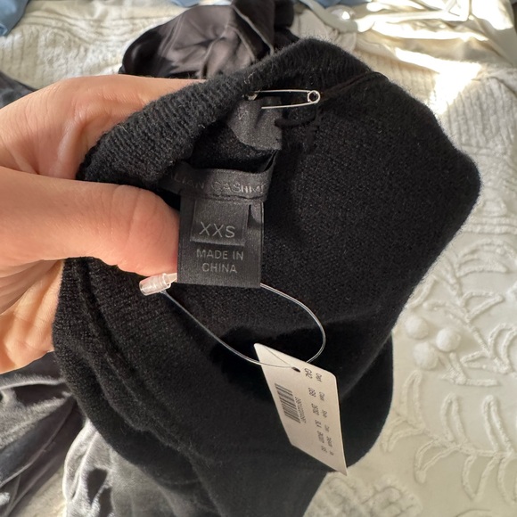 J. Crew Black Cashmere Short Sleeve Tee - Picture 4 of 4